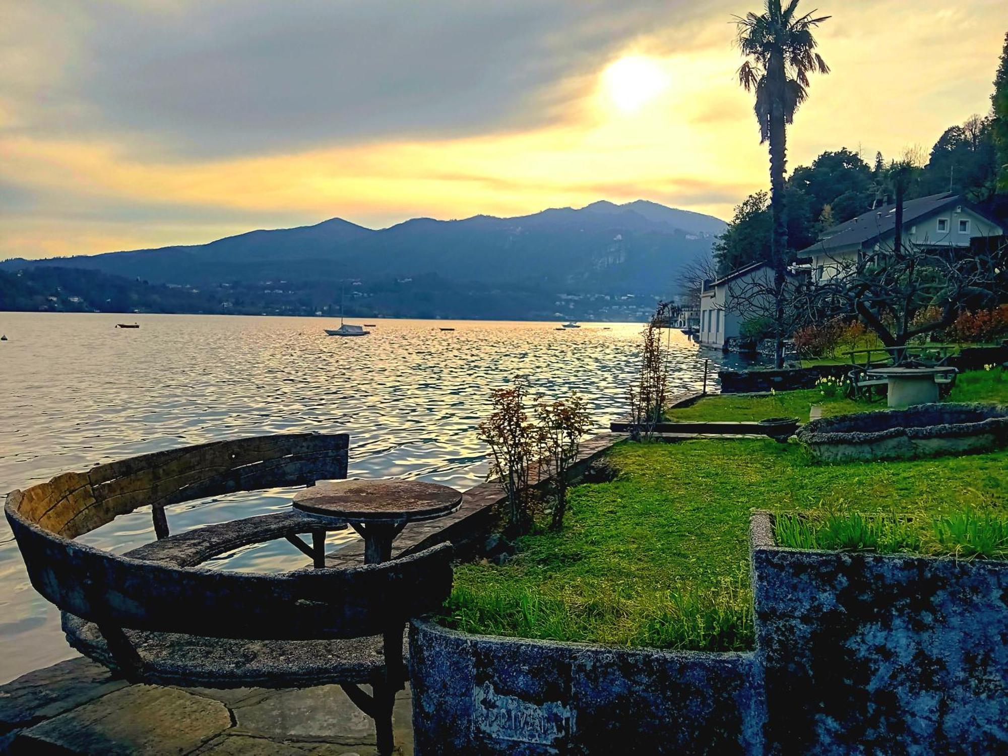 Casa Longhi Appartement Orta San Giulio Buitenkant foto